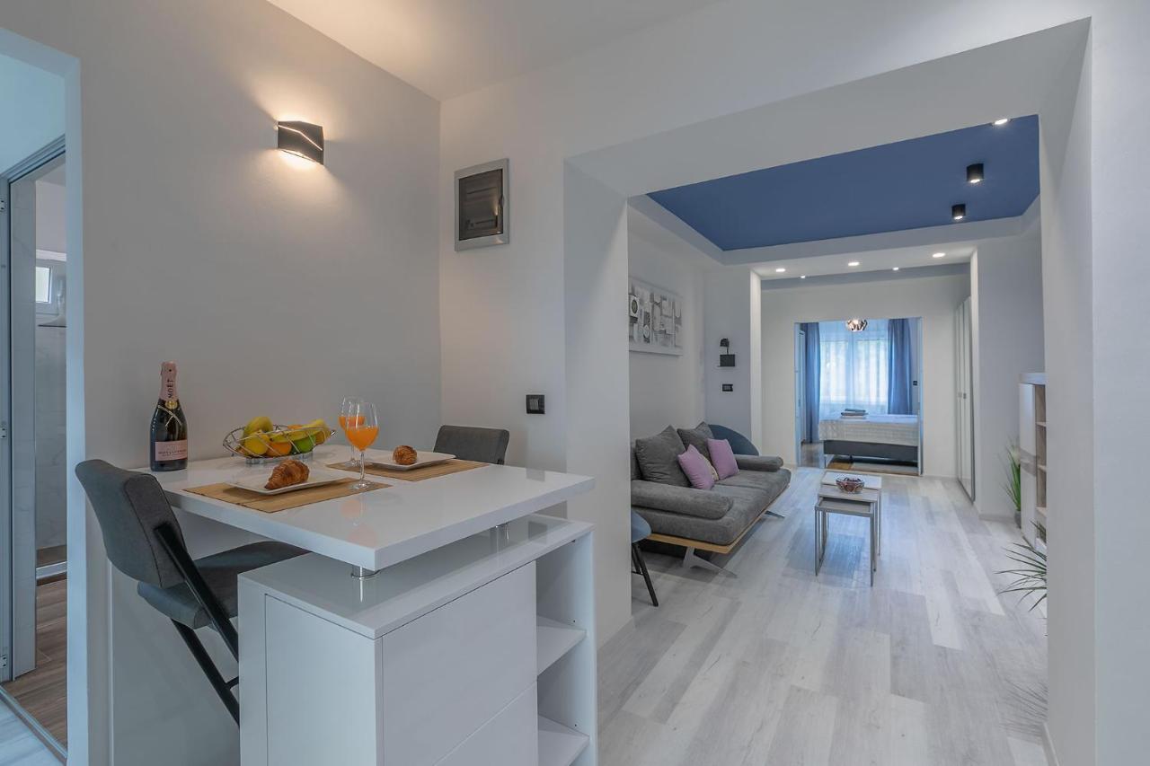 Arena Blue Dream - Modern With Terrace Pula
